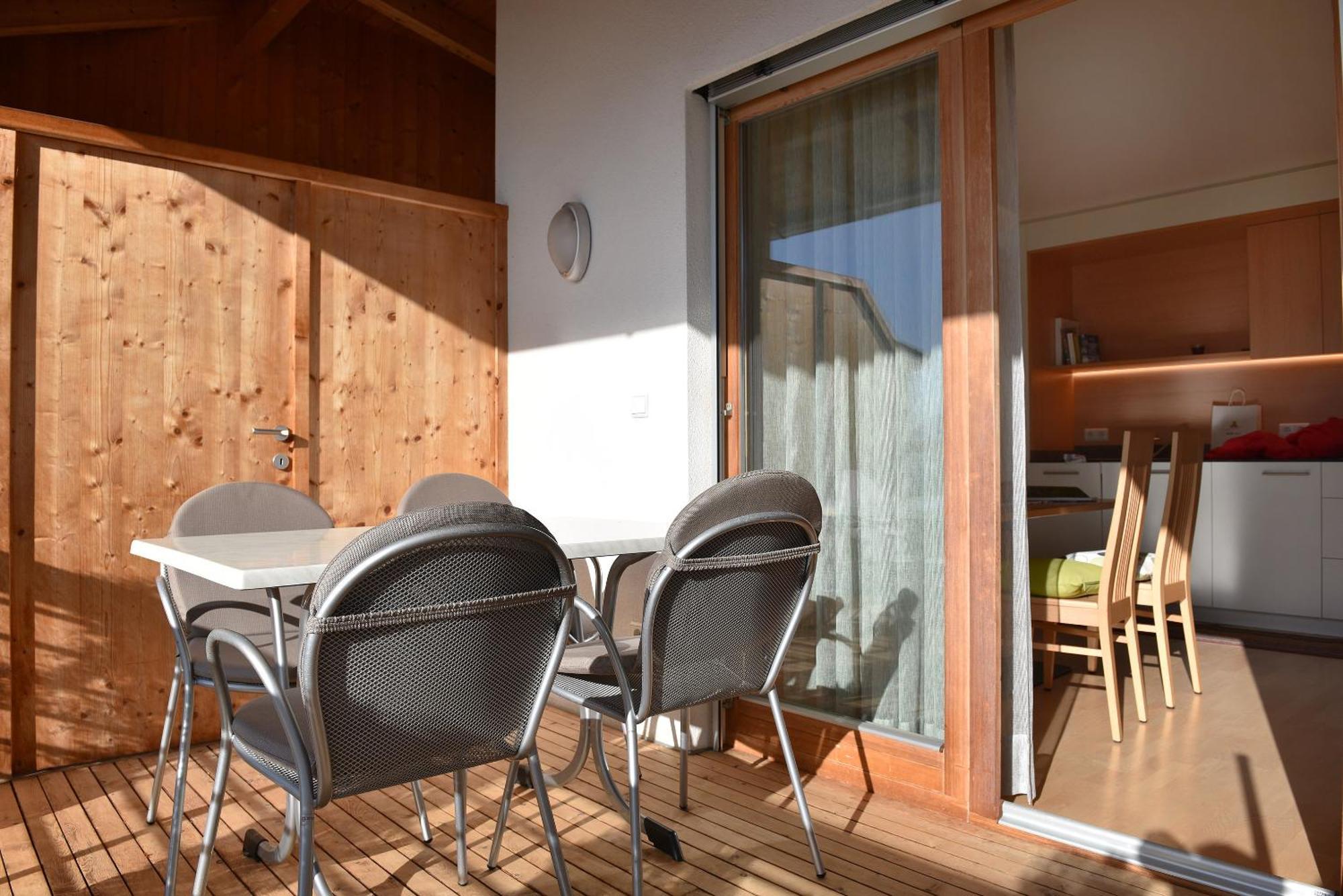 Haus Rosengarten Tirolo Extérieur photo